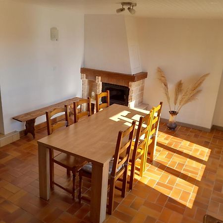 La cantinière Fougerolles-Saint-Valbert Extérieur photo